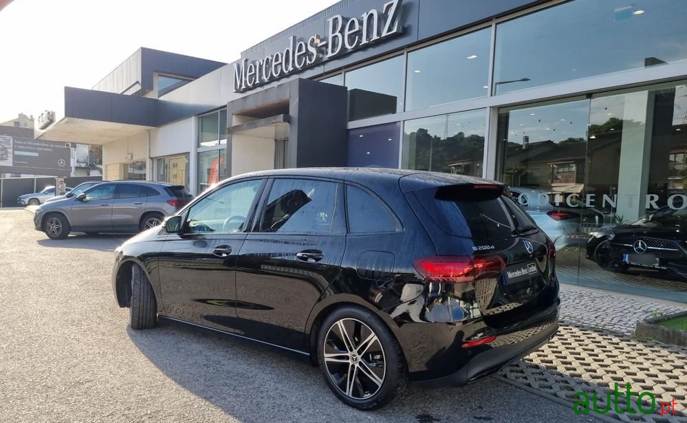 2023' Mercedes-Benz Classe B D Progressive Aut. photo #2