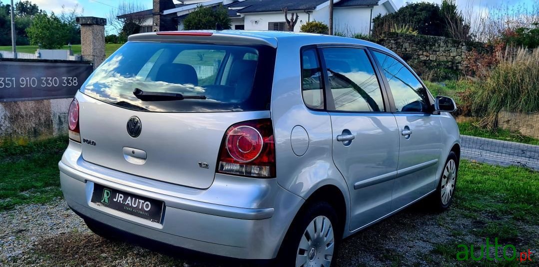 2006' Volkswagen Polo photo #6