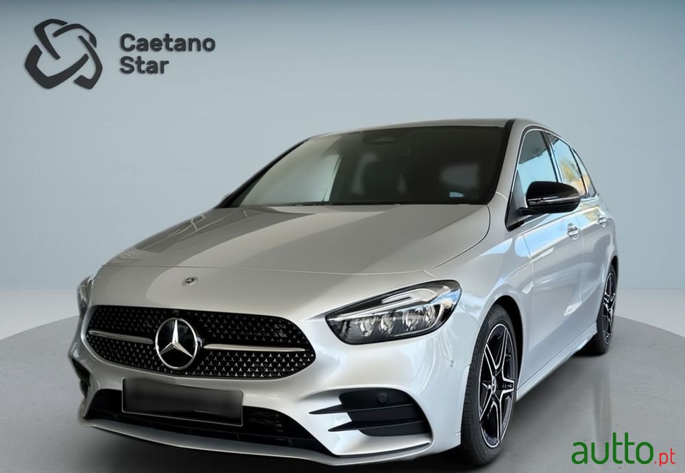 2023' Mercedes-Benz B 180 photo #1