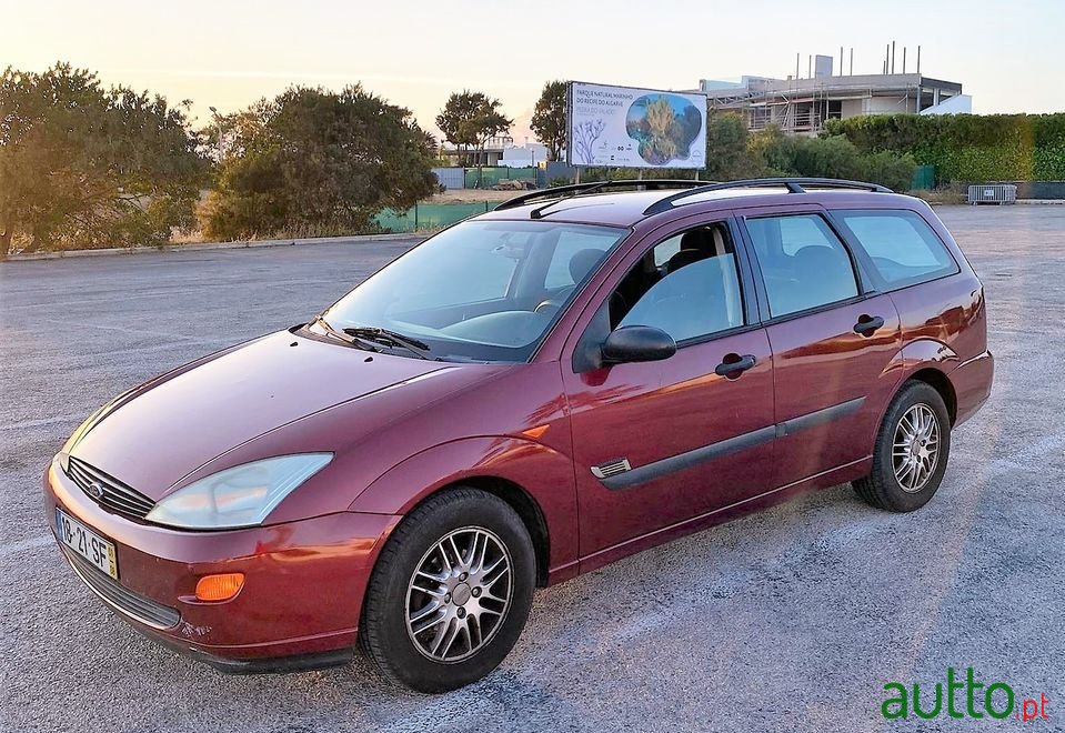 2001' Ford Focus photo #4
