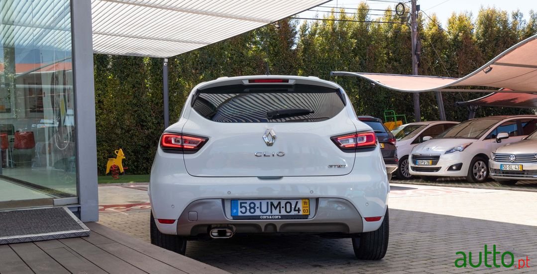 2018' Renault Clio Gt-Line photo #3