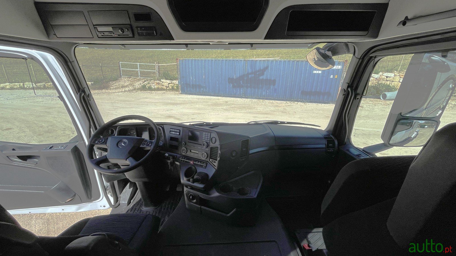 2016' Mercedes-Benz photo #5