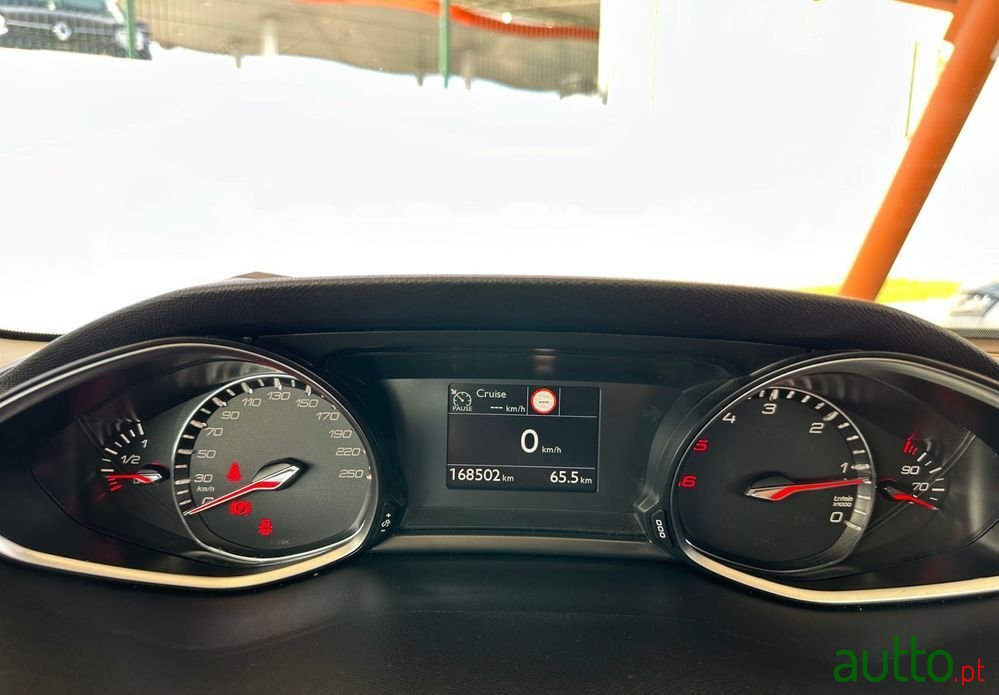 2018' Peugeot 308 photo #5