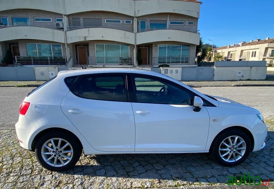2016' SEAT Ibiza photo #4