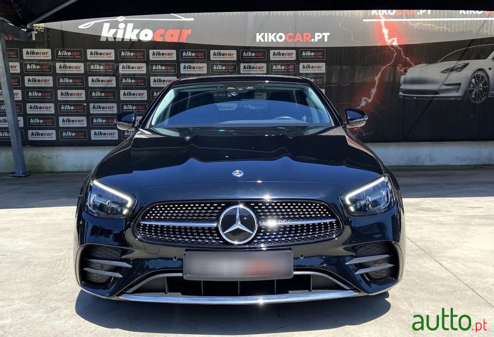 2022' Mercedes-Benz E 300 De Amg Line photo #2