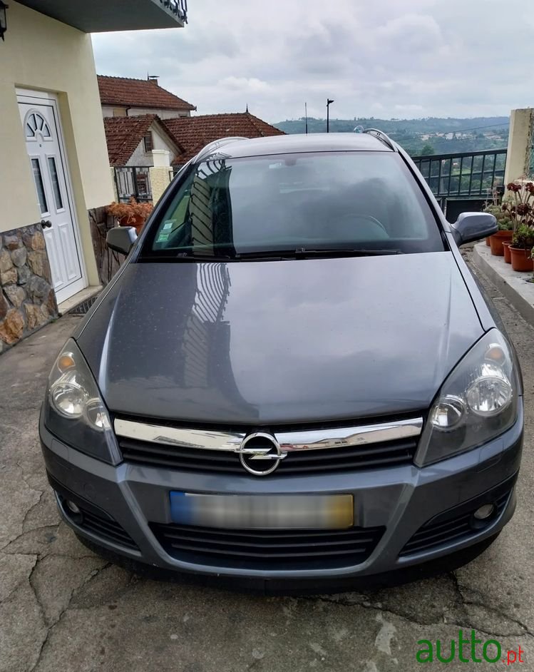 2006' Opel Combo Tour 1.3 Cdti photo #1