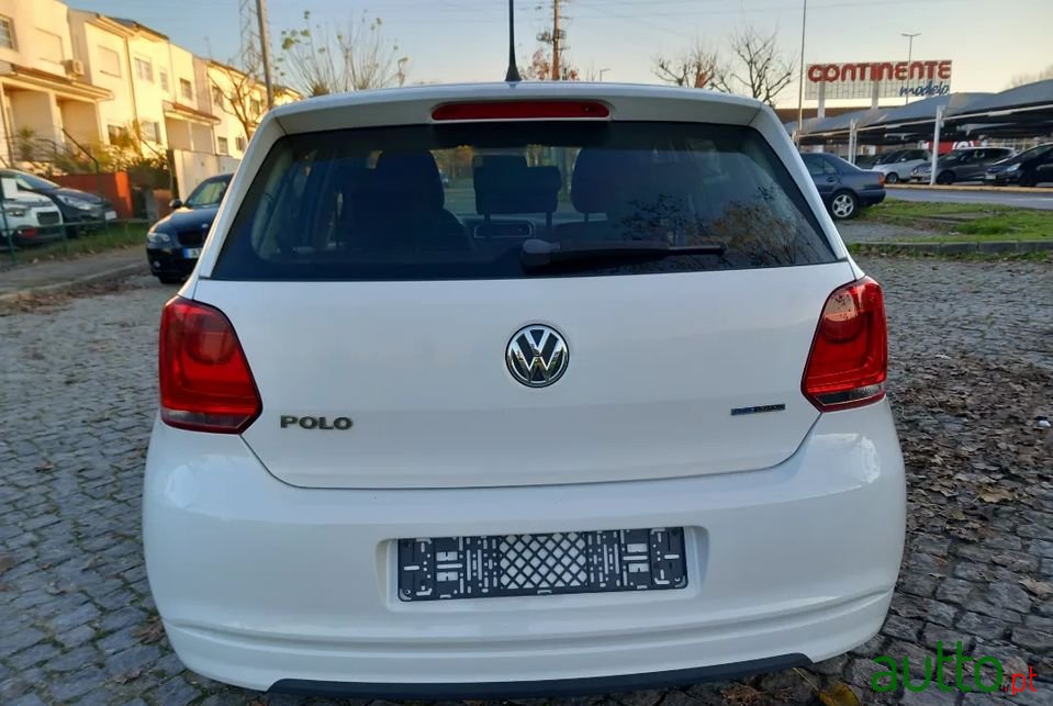 2012' Volkswagen Polo photo #5