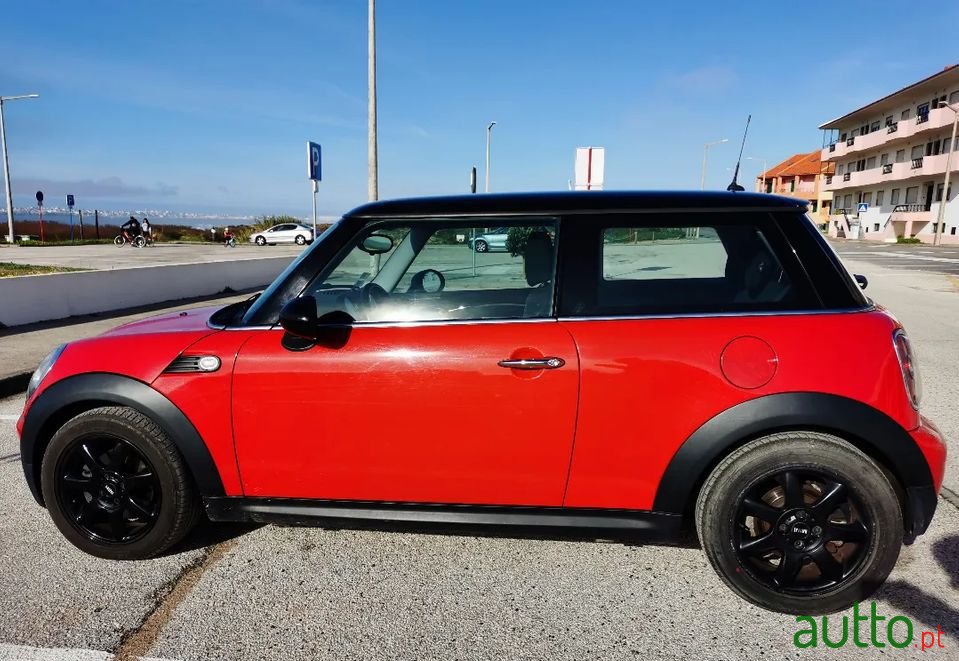 2010' MINI One photo #4