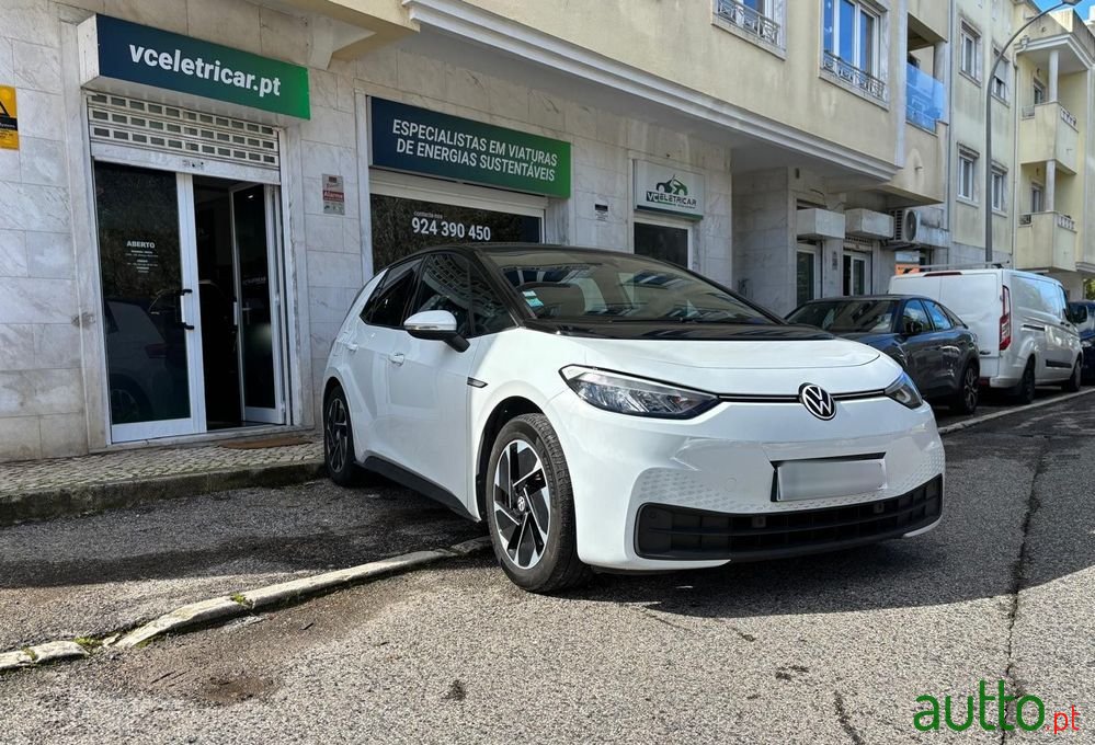 2022' Volkswagen ID.3 Pro S photo #6