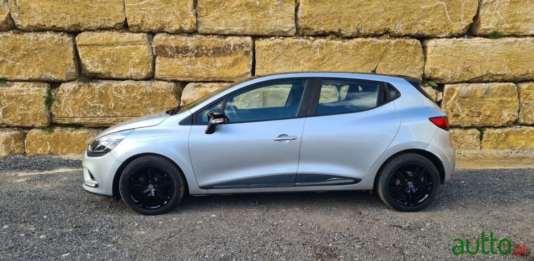 2018' Renault Clio photo #3