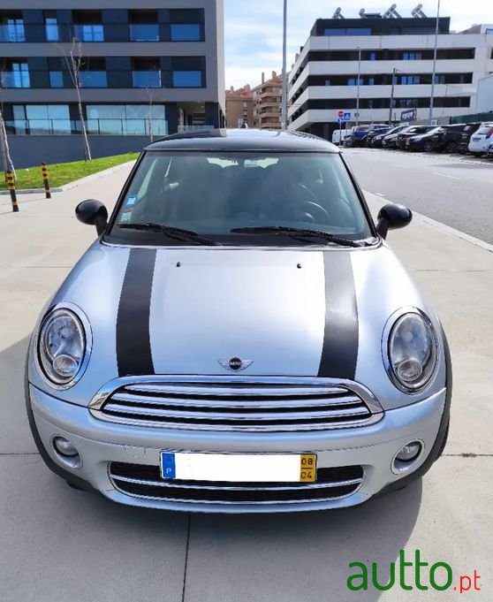 2008' MINI Cooper photo #1