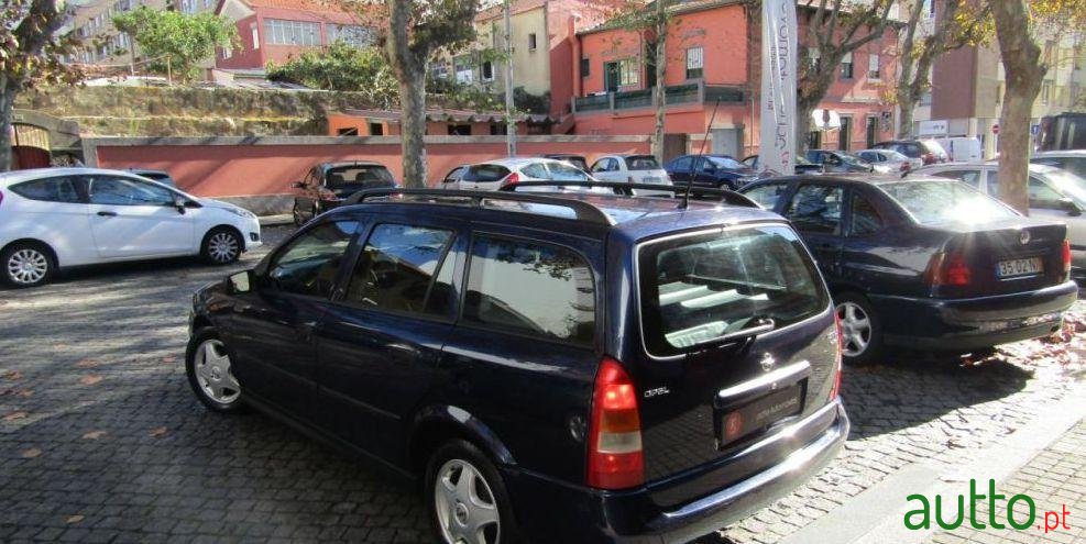 1998' Opel Astra Caravan photo #1