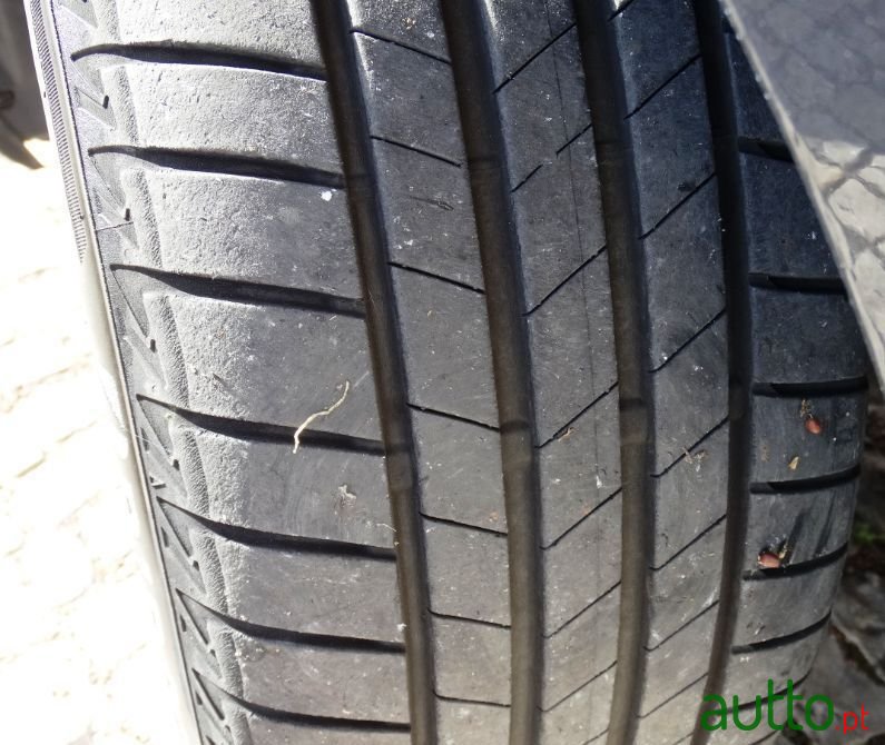 2014' Renault Megane Sport Tourer photo #5