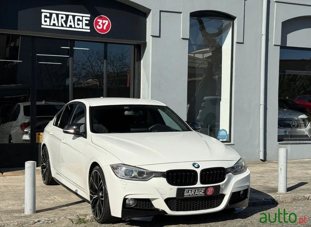 2013' BMW Série 3 D Auto Pack M photo #1
