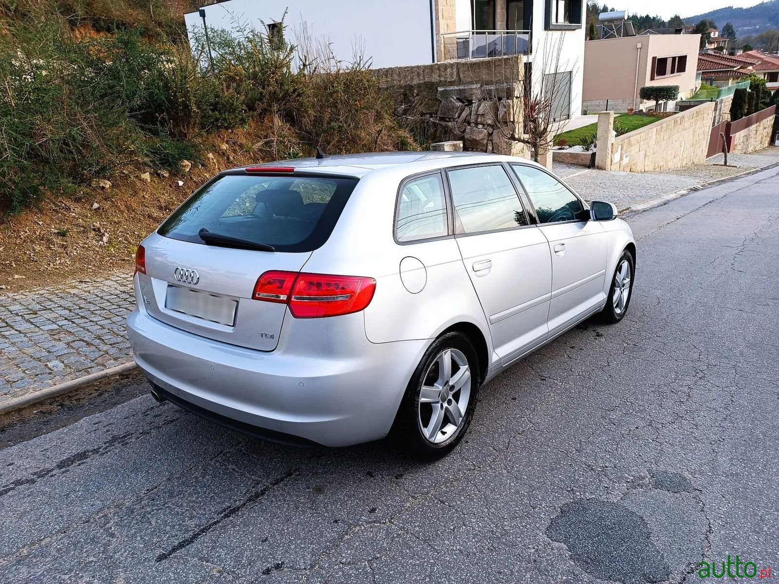 2011' Audi A3 Sportback photo #1