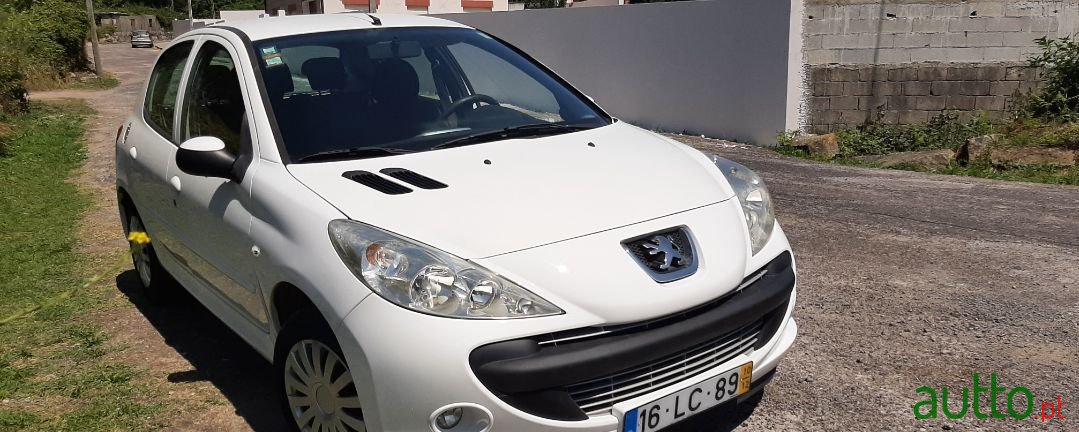 2010' Peugeot 206 Plus photo #4