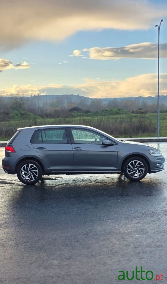 2018' Volkswagen Golf 1.0 Tsi Join photo #5