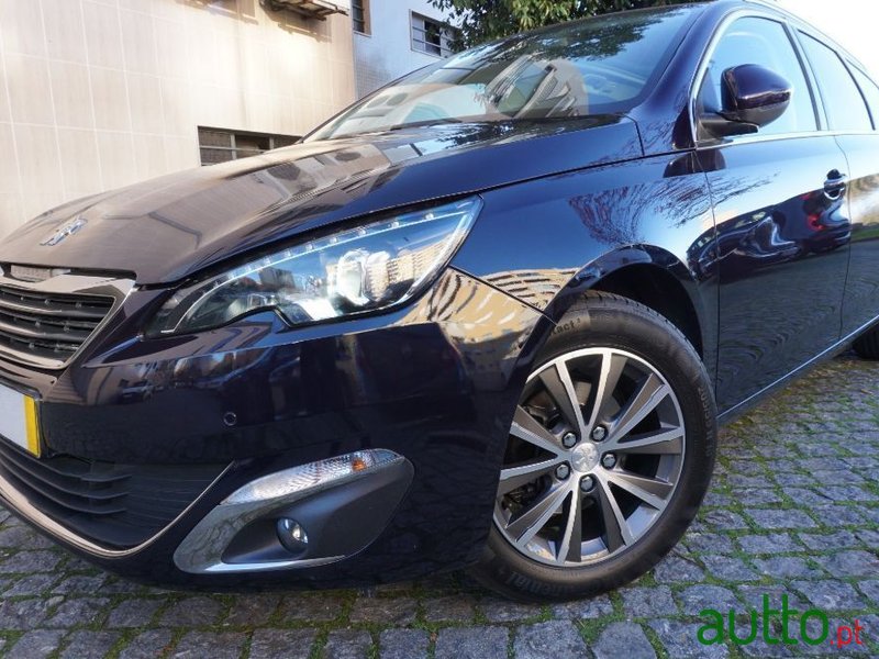 2015' Peugeot 308 Sw photo #3