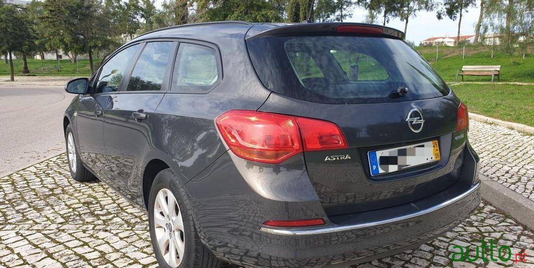 2015' Opel Astra Sports Tourer photo #2