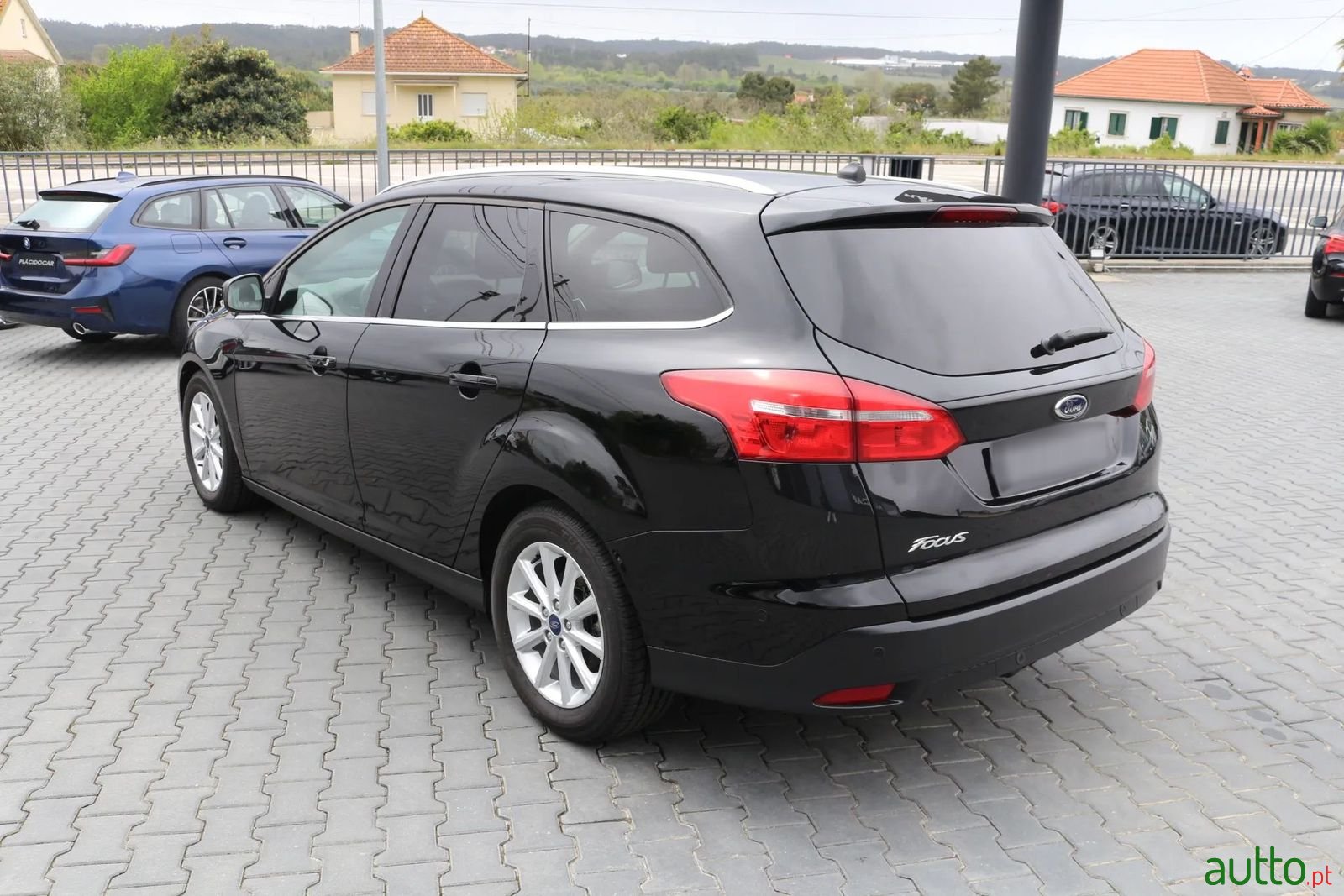 2017' Ford Focus Sw photo #3