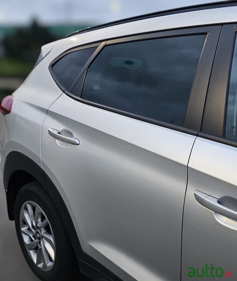 2017' Hyundai Tucson photo #5