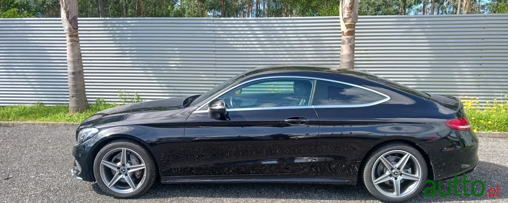 2017' Mercedes-Benz C 180 Amg Line photo #4