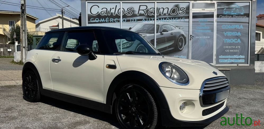 2015' MINI Cooper D 3 Portas photo #6