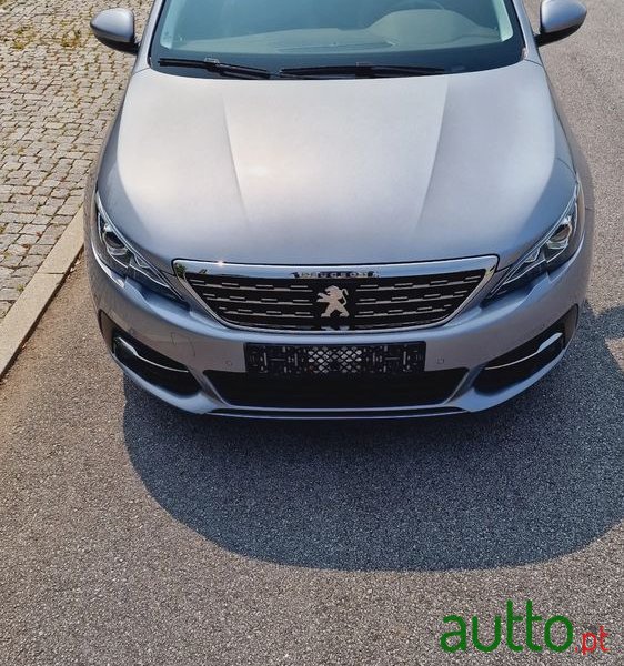 2019' Peugeot 308 Sw photo #2