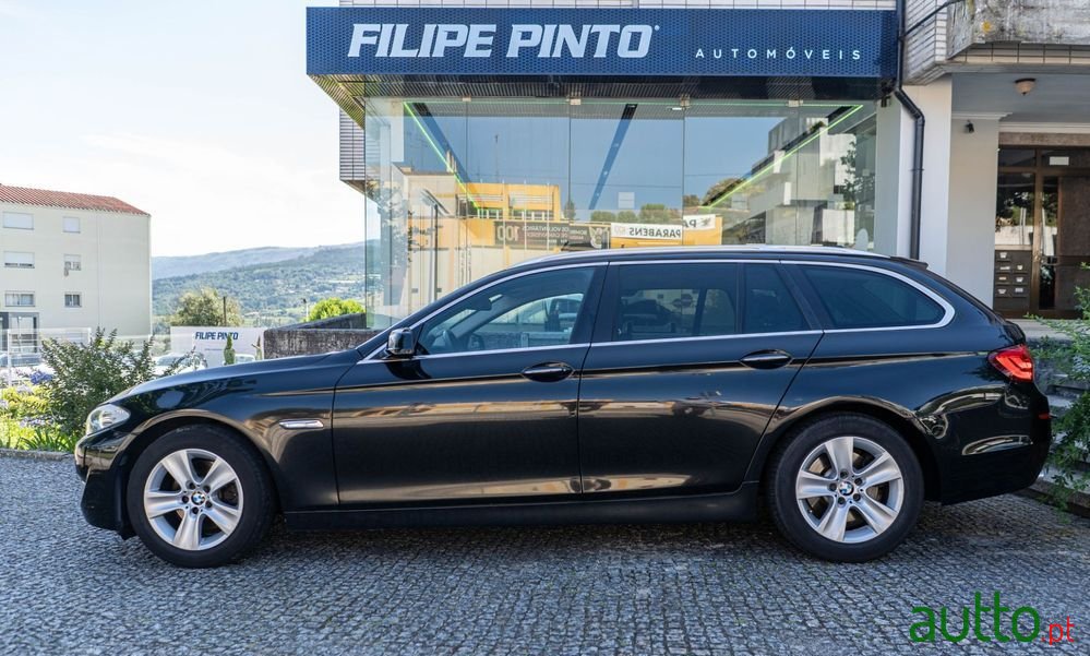 2011' BMW 520 D photo #3