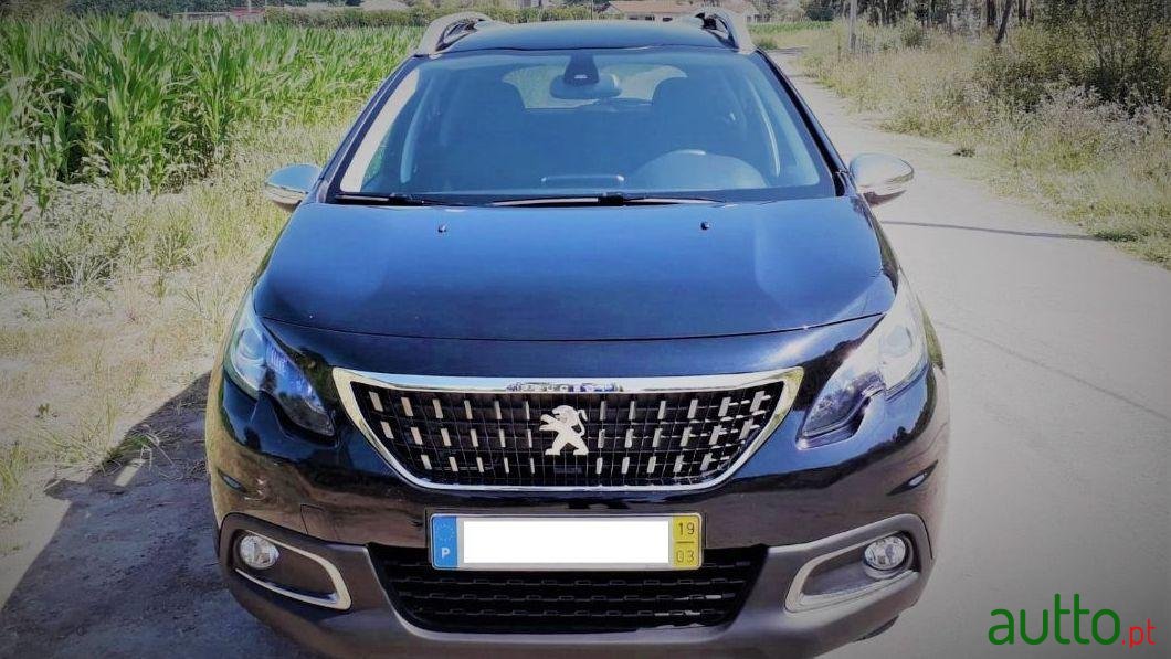 2019' Peugeot 2008 photo #5