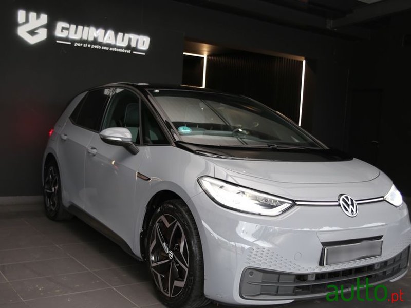 2022' Volkswagen ID.3 photo #2