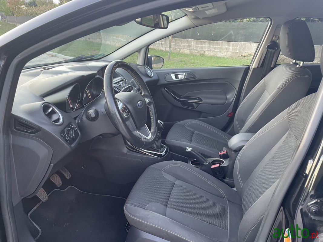 2016' Ford Fiesta photo #4