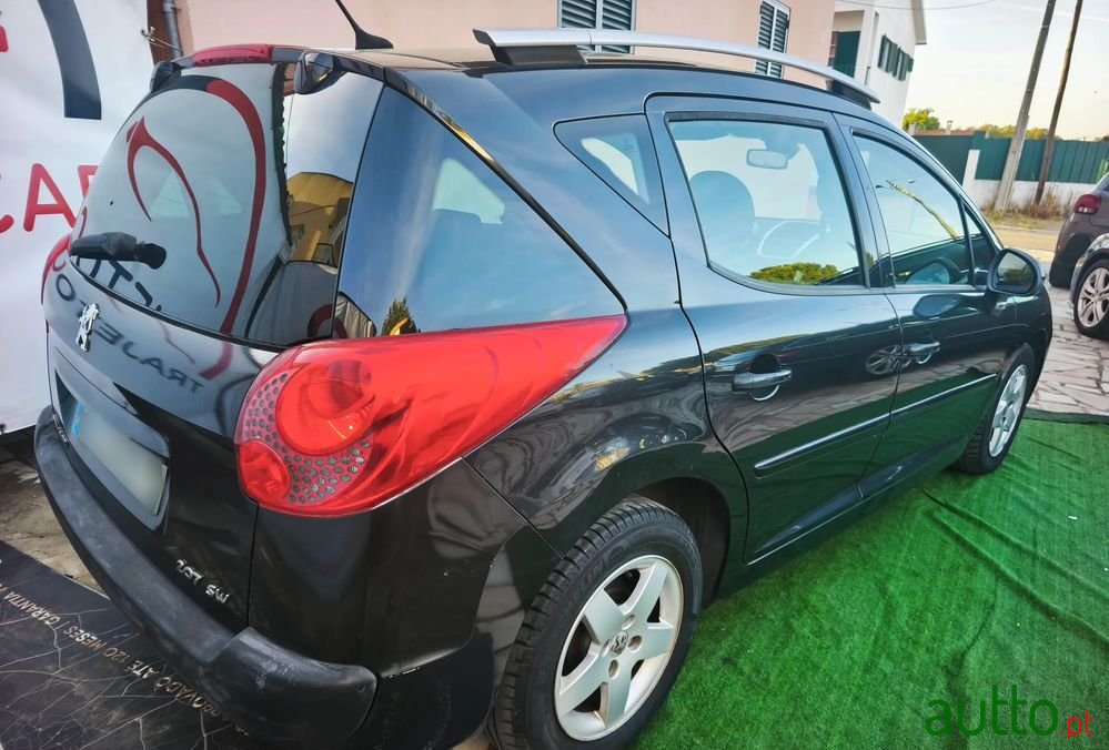 2009' Peugeot 207 Sw photo #5