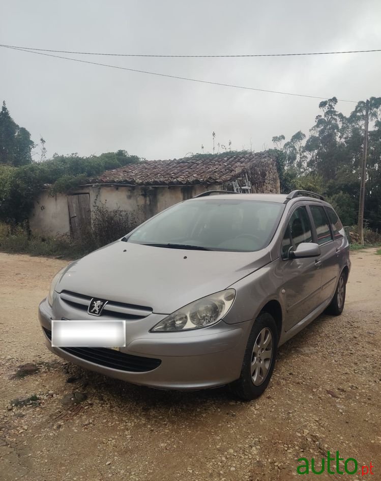 2005' Peugeot 307 Break photo #1