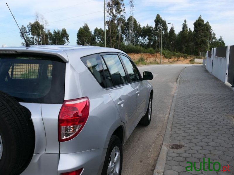 2008' Toyota RAV4 photo #2