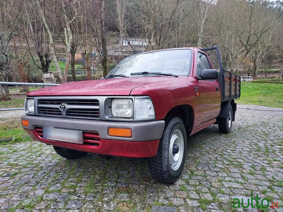1997' Toyota Hilux photo #1