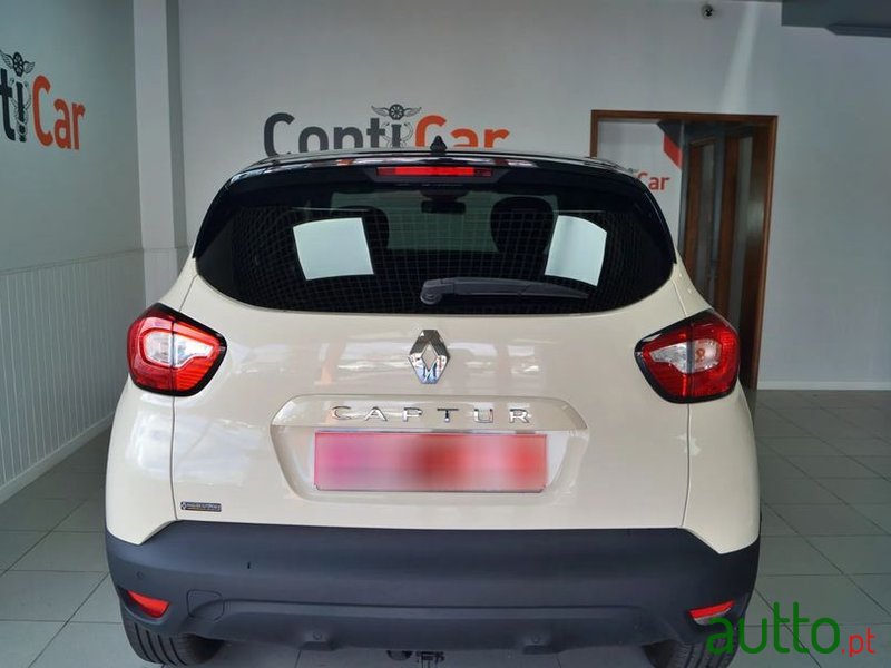 2013' Renault Captur photo #5