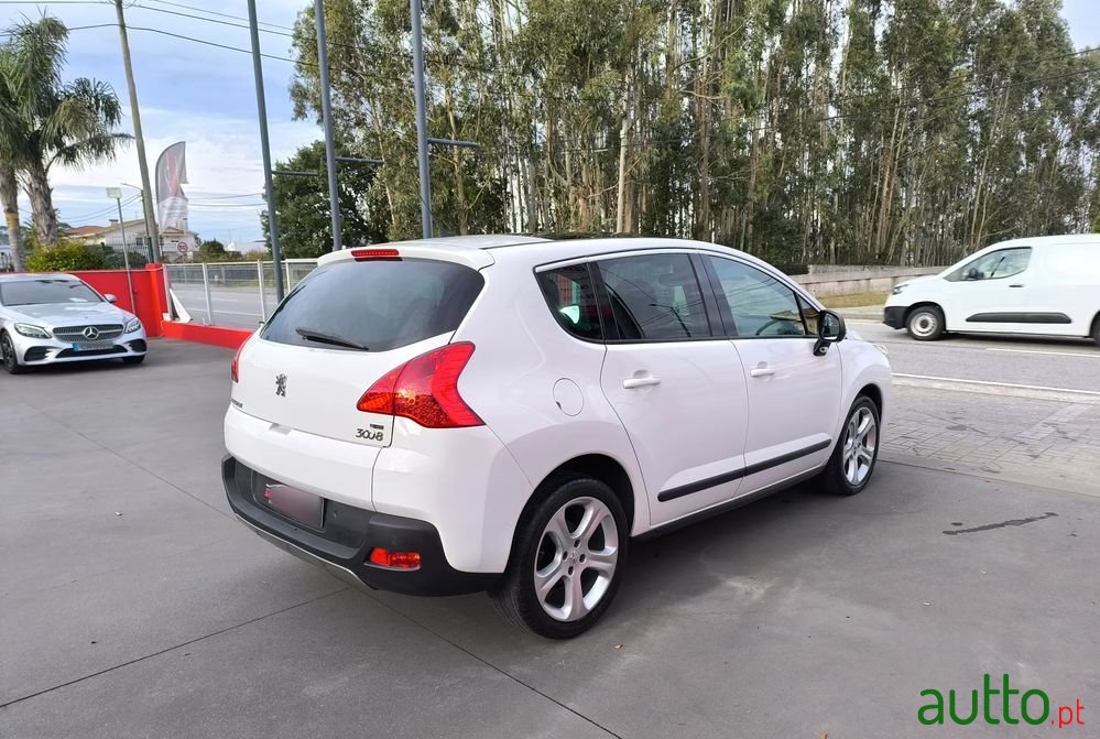 2013' Peugeot 3008 photo #4