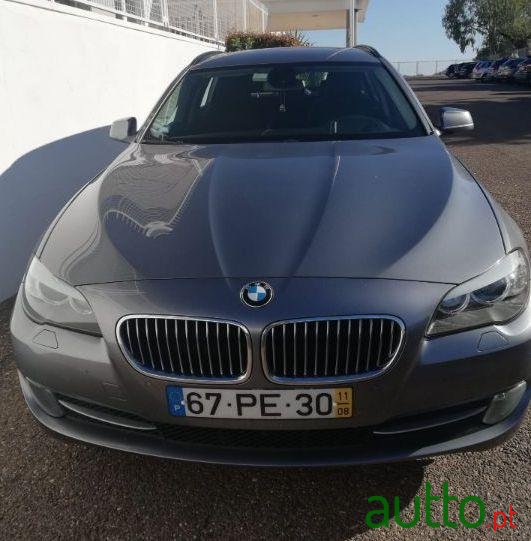 2011' BMW 520 D Efficientdynamics photo #3