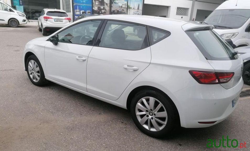 2014' SEAT Leon photo #1