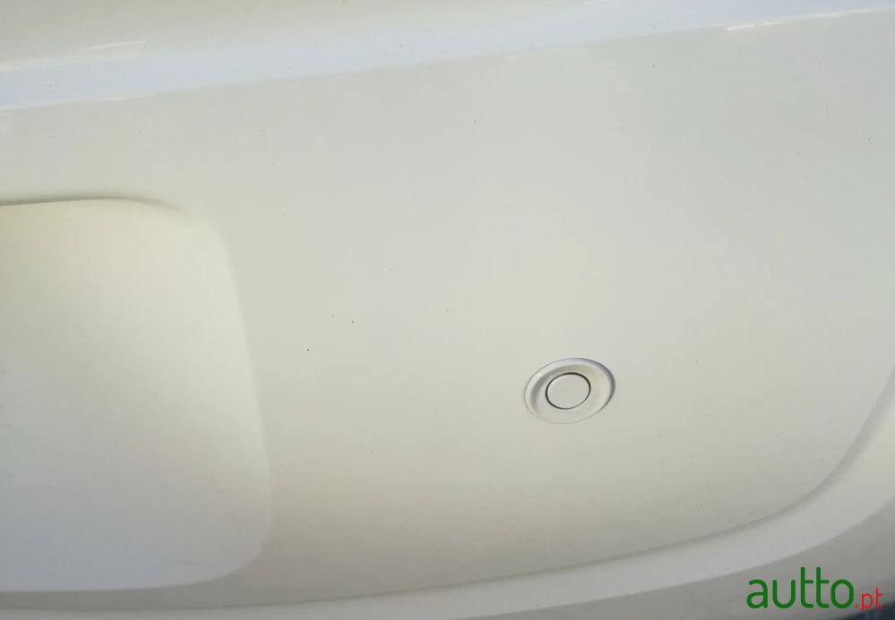 2014' Volkswagen Up! photo #5