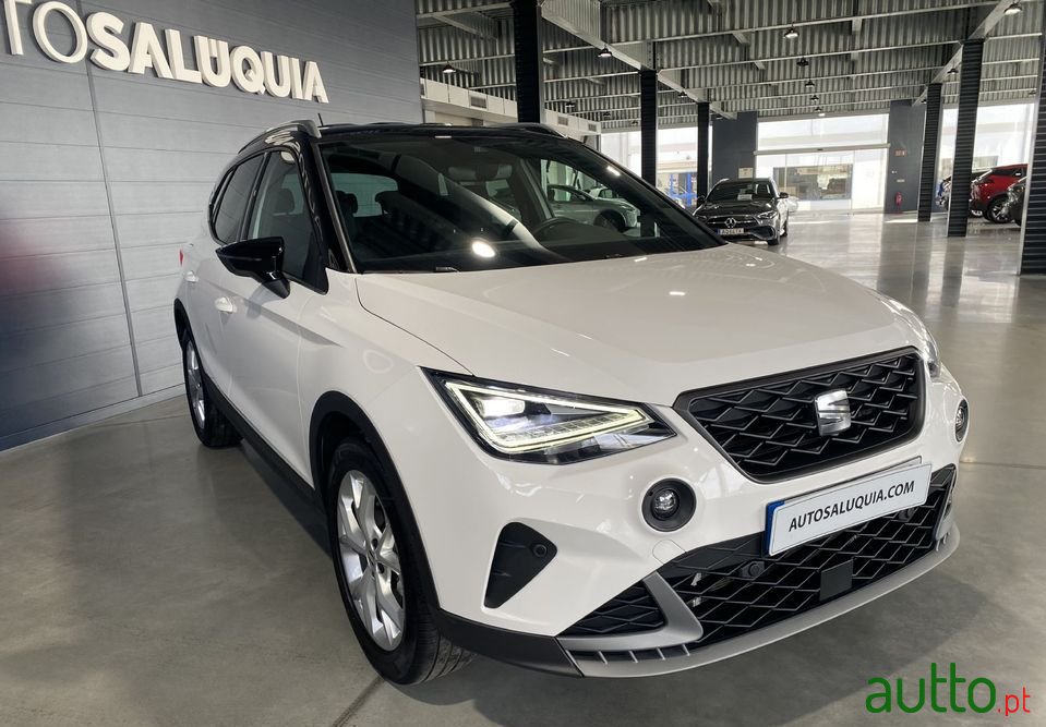 2022' SEAT Arona photo #6