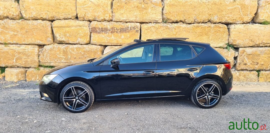 2014' SEAT Leon photo #3