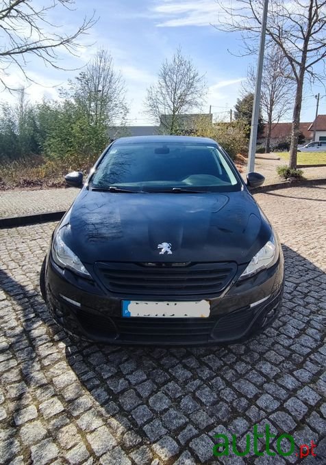2014' Peugeot 308 photo #3