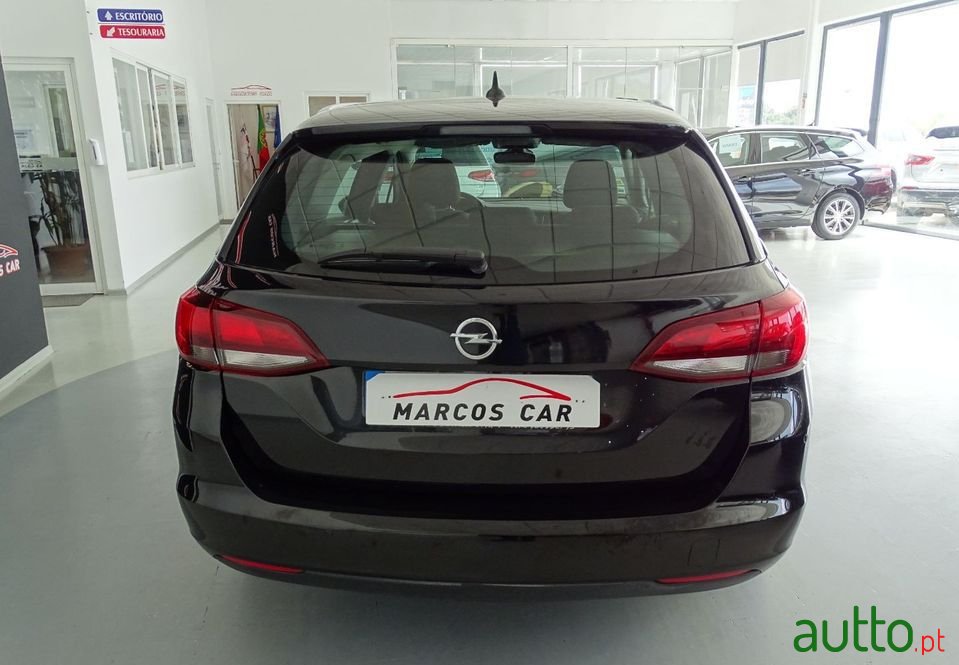 2016' Opel Astra Sports Tourer photo #4