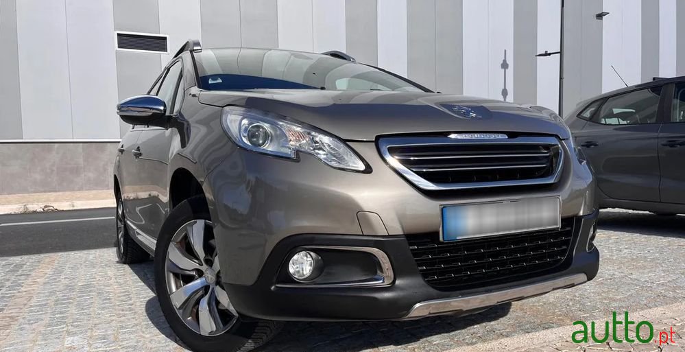 2016' Peugeot 2008 photo #2