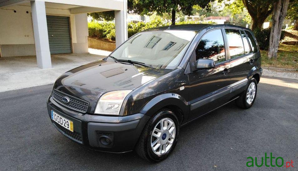 2007' Ford Fusion photo #1