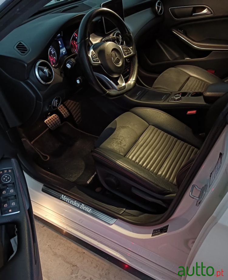 2016' Mercedes-Benz Classe Cla photo #5