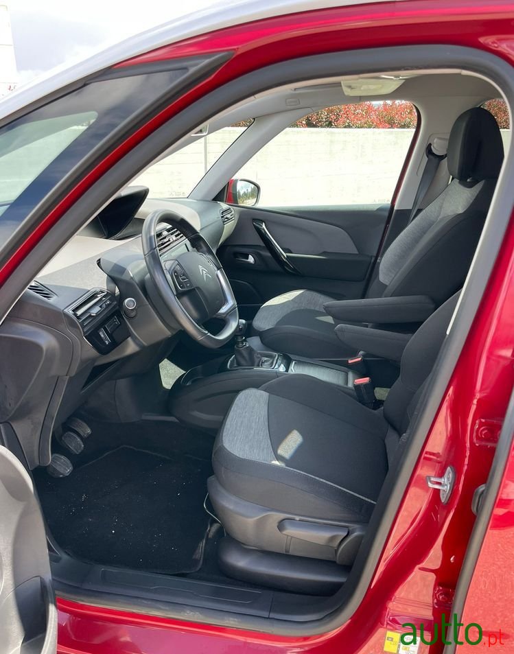 2018' Citroen C4 SpaceTourer photo #5