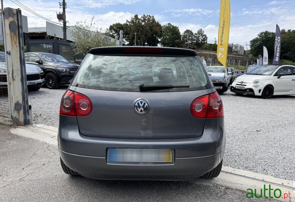 2007' Volkswagen Golf photo #6